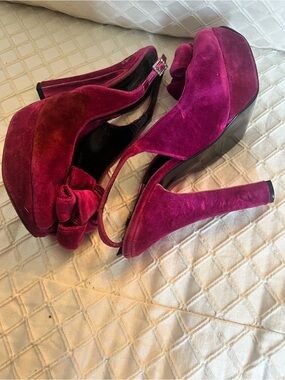 Sonia Rykiel Paris Fuchsia Velvet Platform Slingback Heels with Bow